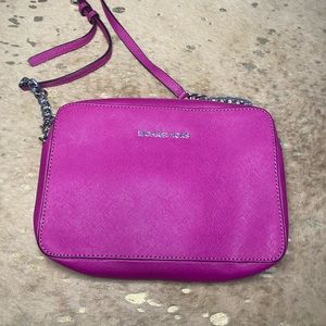 Gently used Michael Kors Large Jetsetter crossbody